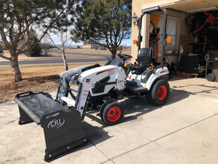 CRI 60" SSQA Gray Snow Pusher